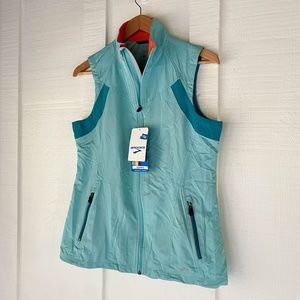 women's brooks essential running jacket